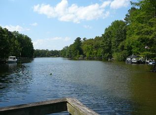 1194 Saint Julien Dr, Eutawville, SC 29048