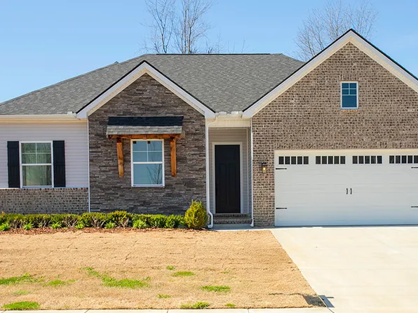 2909 Windstone Trl, Columbia, TN 38401