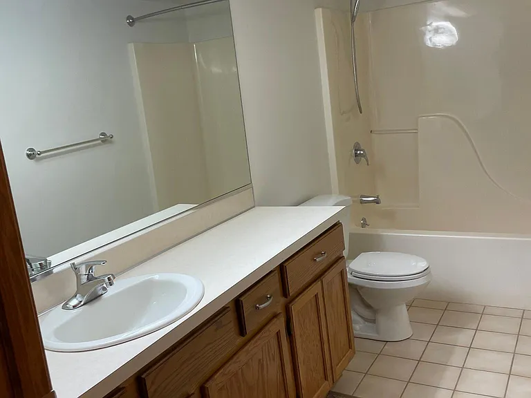 6855 Hanna Lake Ave SE — Photo 11