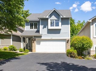 15429 Sussex Dr, Minnetonka, MN 55345