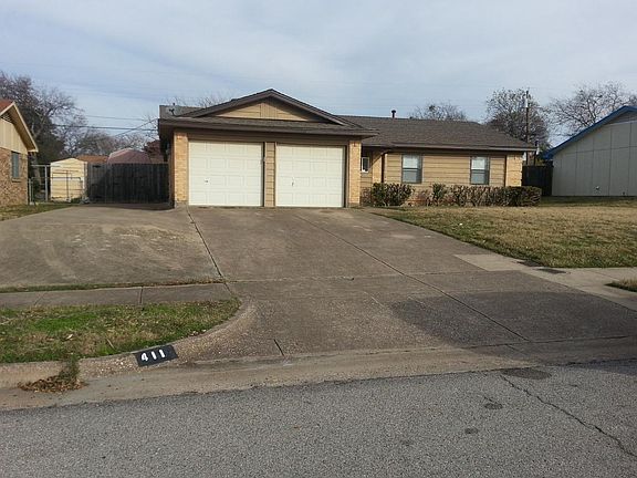 2nd image of 411 Kelly Ct