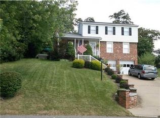 1612 Princess Ln, Pittsburgh, PA 15236