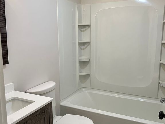 5th image of 111 Perrin Ave