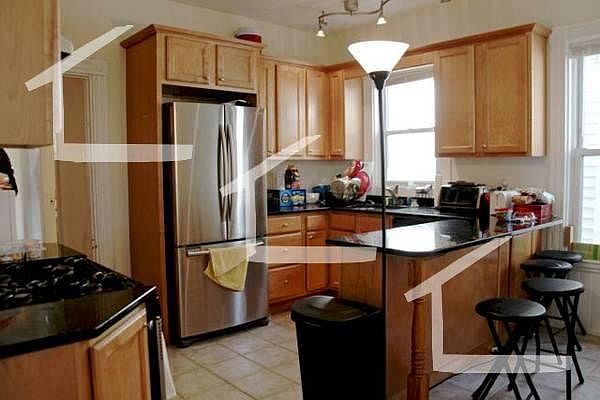 2nd image of 70 Calumet St #8FH
