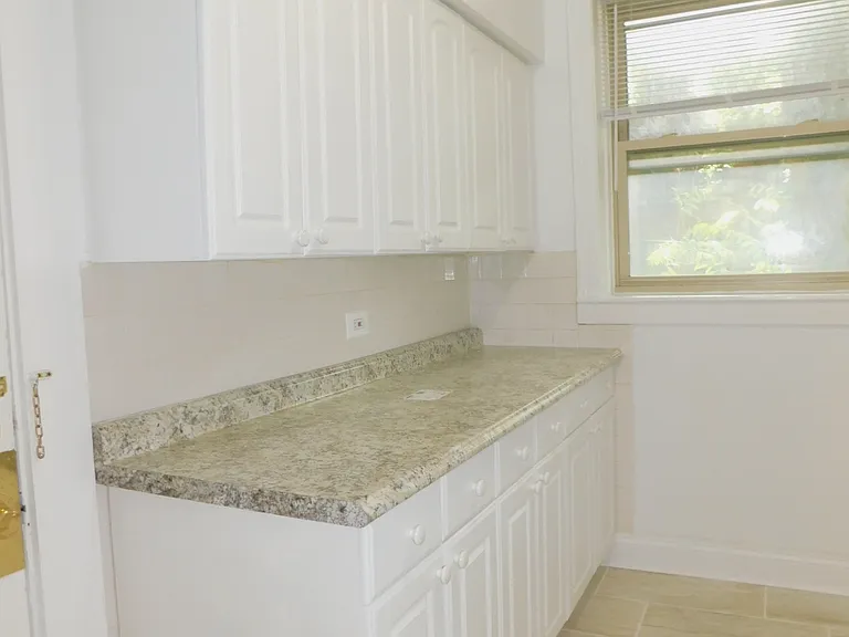 828 Reba Pl #4 — Photo 7