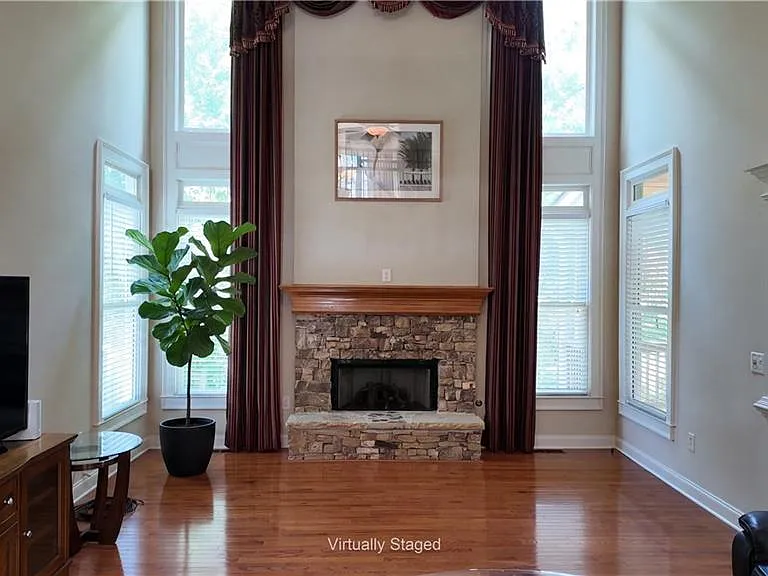 5722 Ashleigh Walk Dr — Photo 17