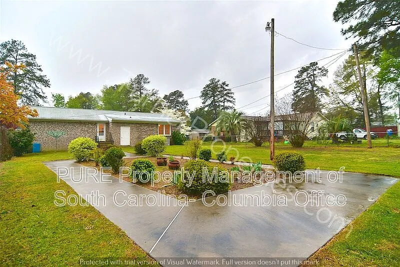 3 bed, 1.5 bath, 1378 sqft, $1,625 — Photo 4