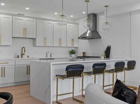100 White St #5, Boston, MA 02128