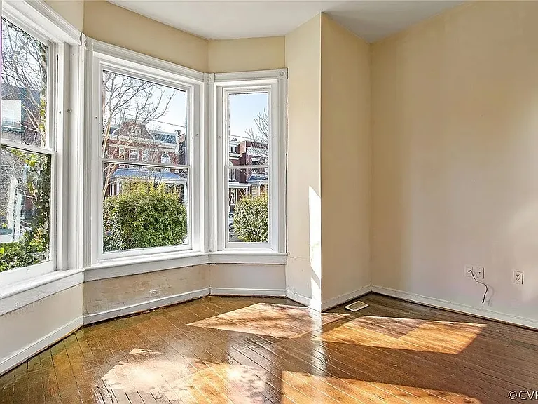 2022 W Grace St #B — Photo 2