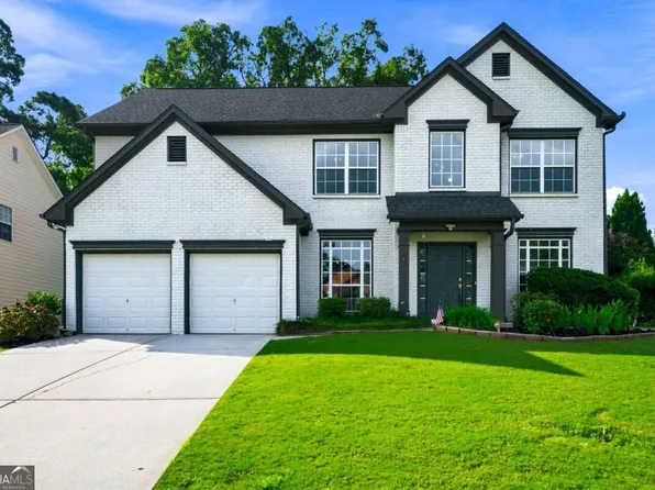 443 Leggett Oaks Ln, Lawrenceville, GA 30043