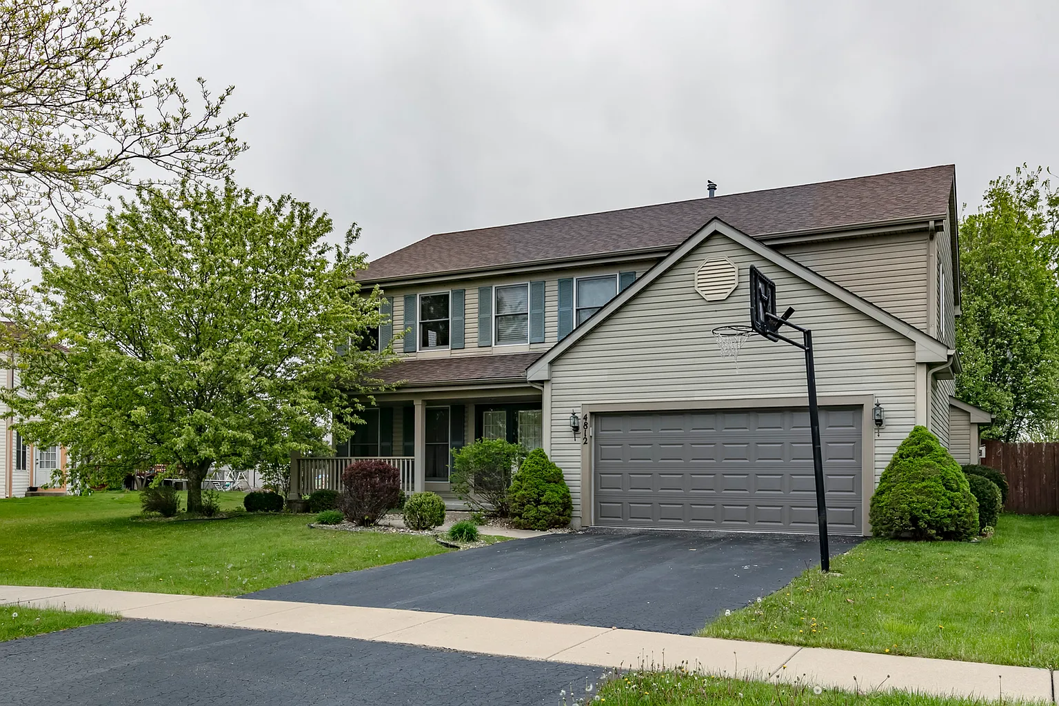 4812 Lobelia Ln photo 1