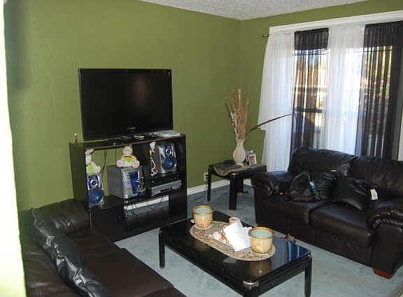 5th image of 1831 Elmwood Ln