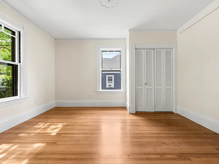 18 Loring Ave #2 — Photo 2