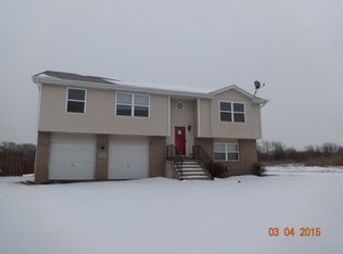 22437 Carolina Dr, Sauk Village, IL