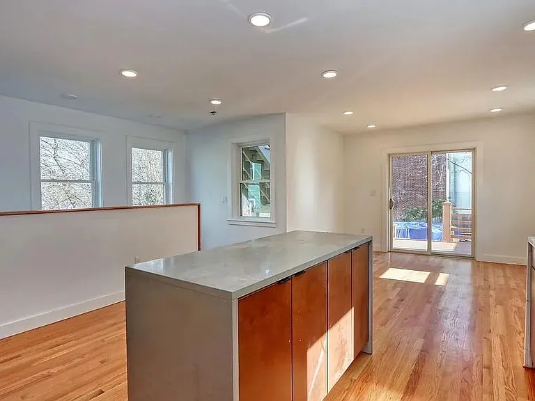 7 Homer Ave #1 — Photo 5