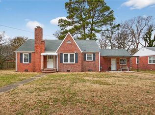 9215 Inlet Rd, Norfolk, VA 23503