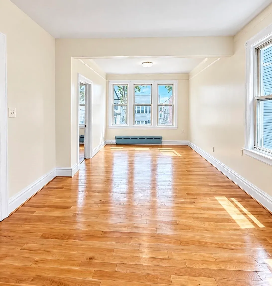 2 bed, 1.0 bath, $2,000 — Photo 3