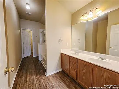 5402 Tomas Cir — Photo 7