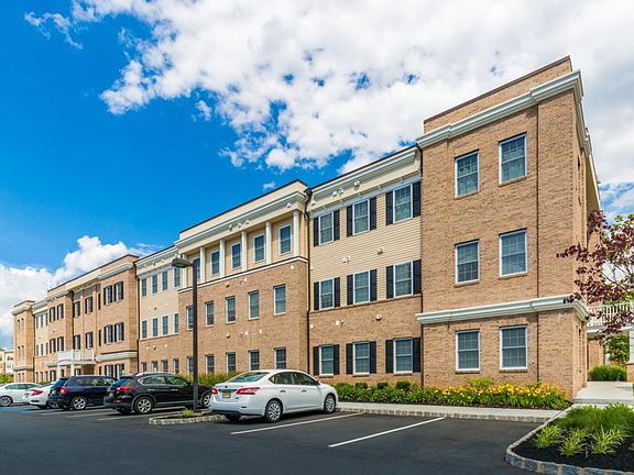 Greenway Village Apartment Rentals Metuchen Nj Zillow