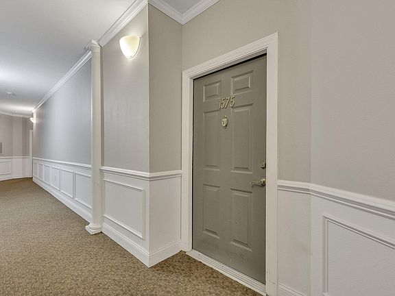 5th image of 1575 Cambridge Lakes Dr #1575
