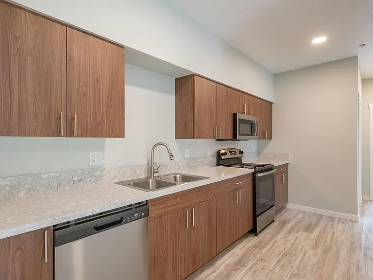 Colima Apartments — Photo 28