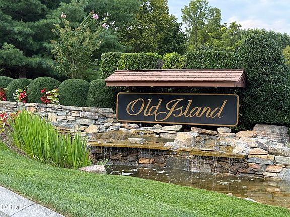 3rd image of 291 Old Island Trl