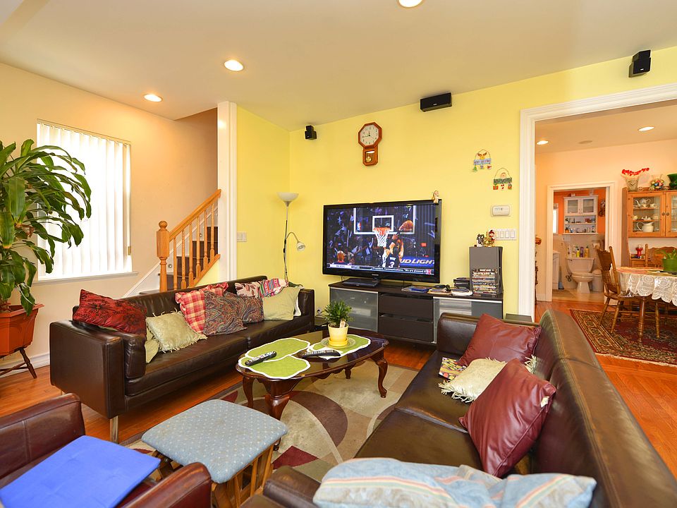 1st image of 19 Wadsworth Ave