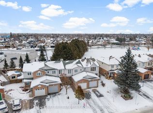 139 Whalings Cir, Ottawa, ON K2S 1S4