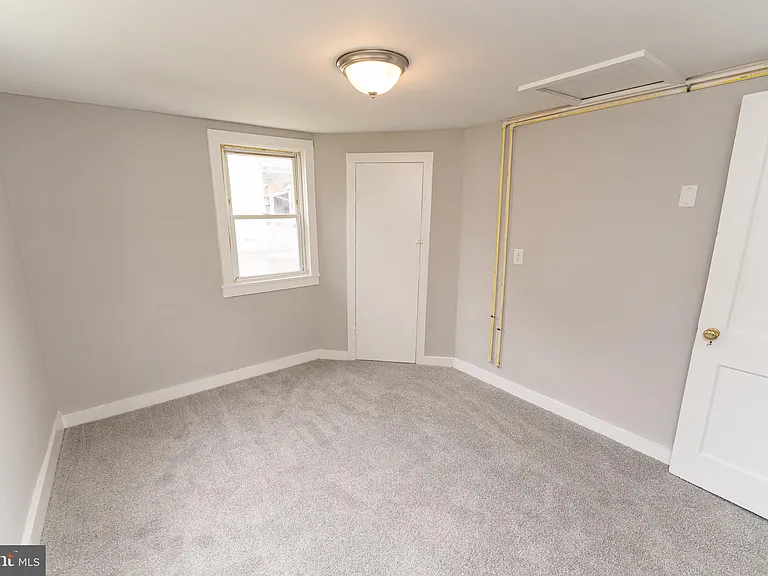 113 Davis Ln — Photo 23