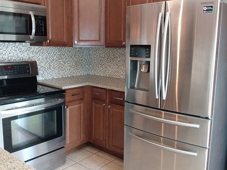 2640 Holt Ln — Photo 8