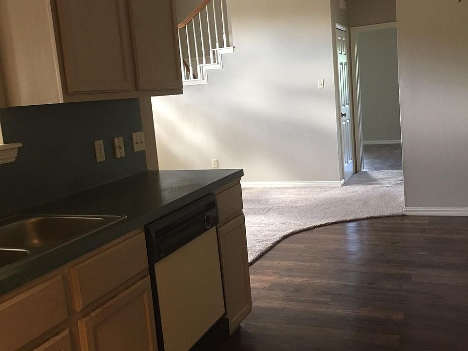 Kitchen and Breakfast view