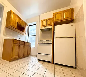 Rented by Century 21 Premier 