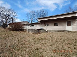 107 Phillips Ave, Saint Robert, MO 65584