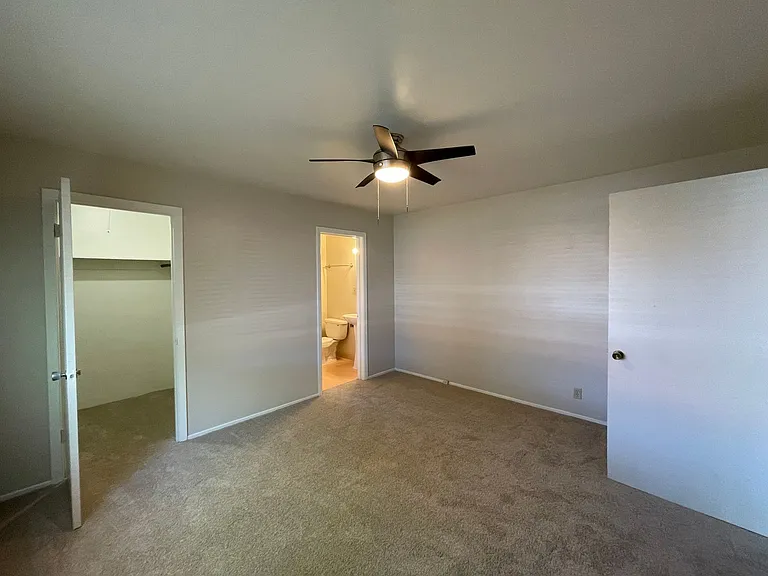 5488 Carlson Dr #&-5492 — Photo 13