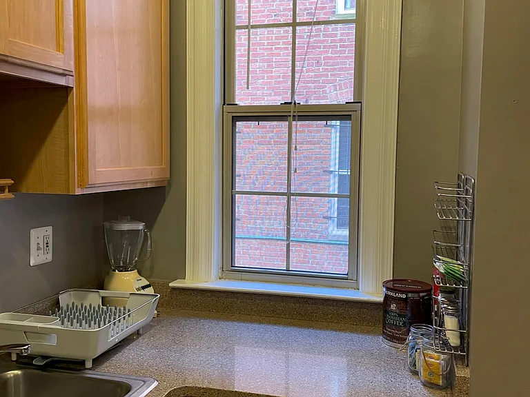 1401 Columbia Rd NW #208 — Photo 9