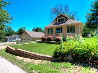 4225 Maple Dr, Delavan, WI 53115
