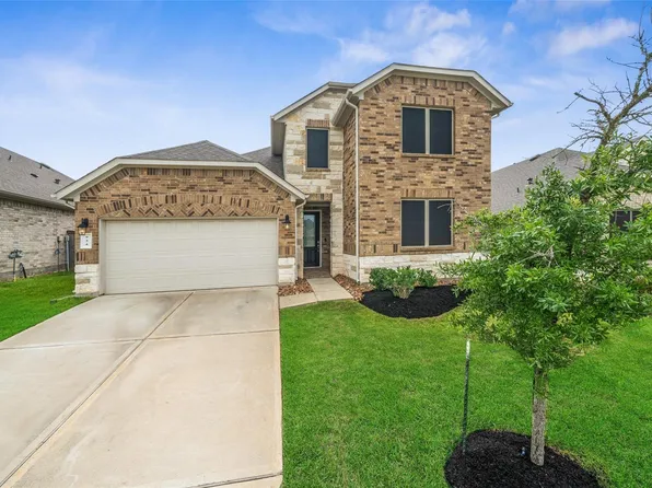 934 Youth Water Rd, Montgomery, TX 77316