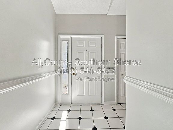 5th image of 492 Wallingford Cir