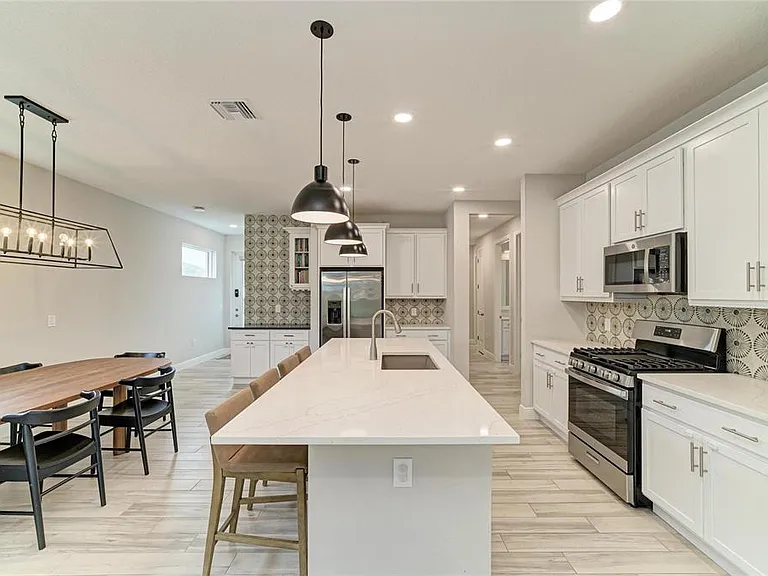 1079 Waterline Ct — Photo 16