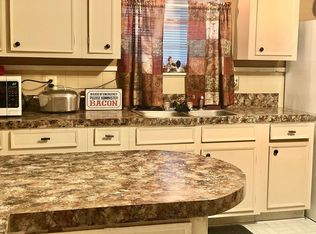 609 Lakeview St, Pineville, LA 71360
