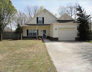 1st image of 201 Parkcrest Dr