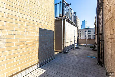 207 East 27th Street, #PHB