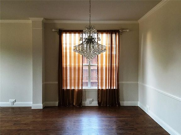 4th image of 2412 Ravenhurst Dr