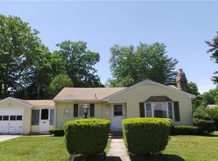 41 Arizona St, Coventry, RI 02816