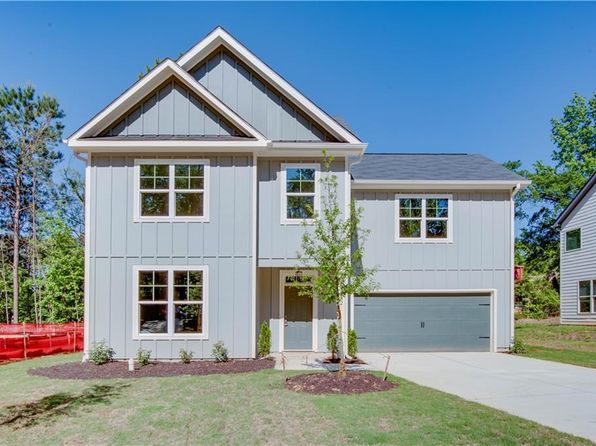 3352 Landings South Dr, Atlanta, GA 30331