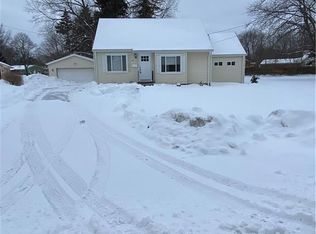 84 Prentice Rd, Painesville, OH 44077