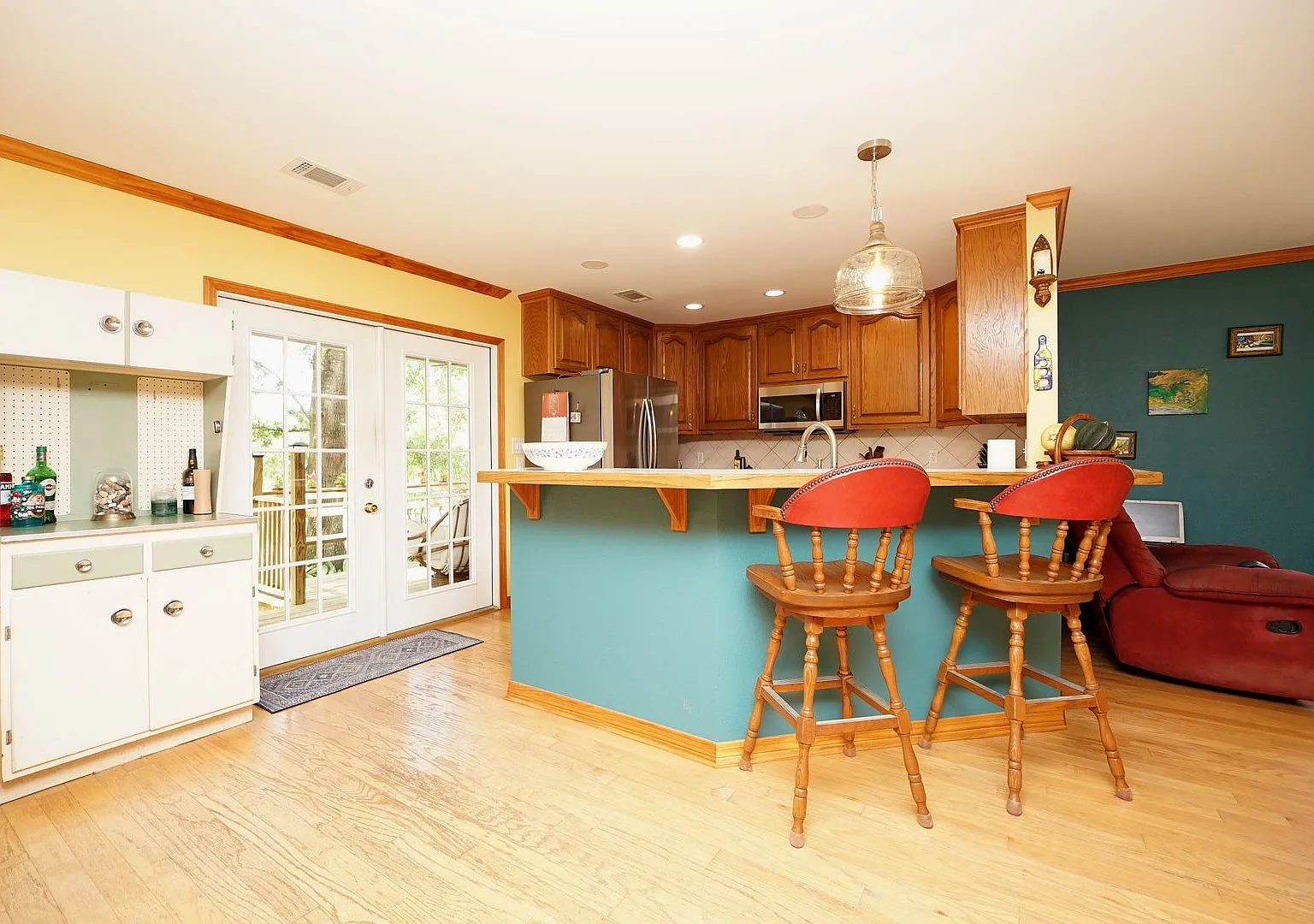 Charming Home in Poquito Bayou A Nature Lover's Retreat — Photo 4