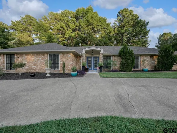 621 Northgate Dr, Hideaway, TX 75771