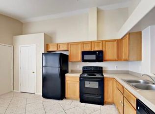 5451 Riverbreeze Ct, Jacksonville, FL 32277