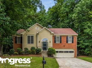 321 Summerchase Ln, Woodstock, GA 30189